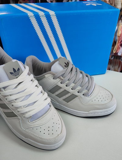Adidas Forum blanco 