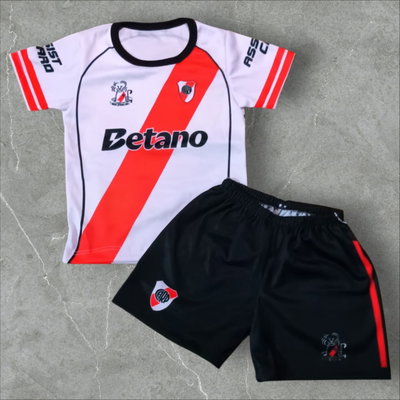 Conjunto deportivo bebé River