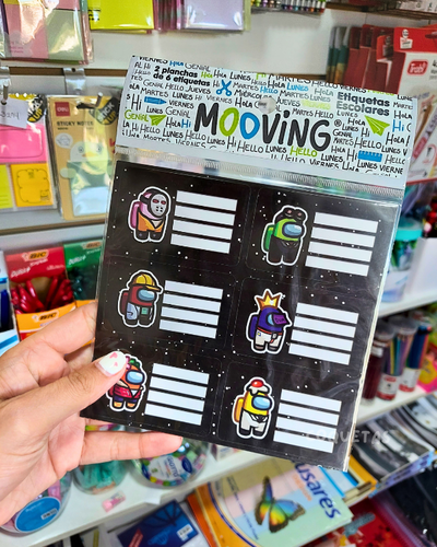 ETIQUETA ESCOLAR MOOVING AMONG US
