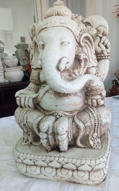 Ganesha Mediano 40 Cm aprox.