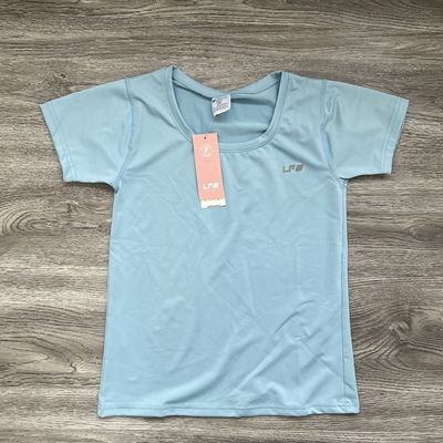 Remera BASIC CELESTE