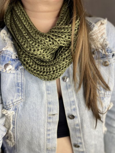 Cuello infinito Verde militar