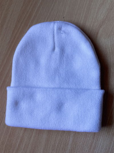 Gorro de lana blanco