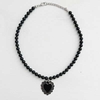Choker Salem
