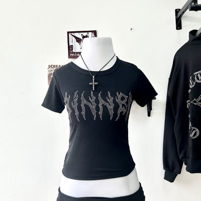 Baby tee Sinner Strass (por pedido)