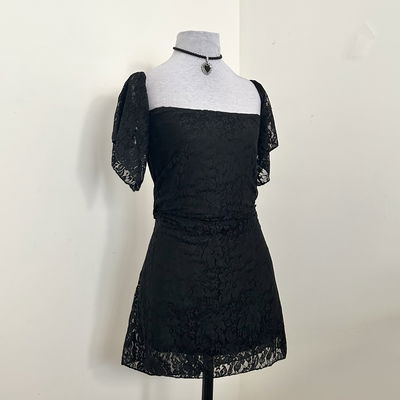 Vestido Lacy