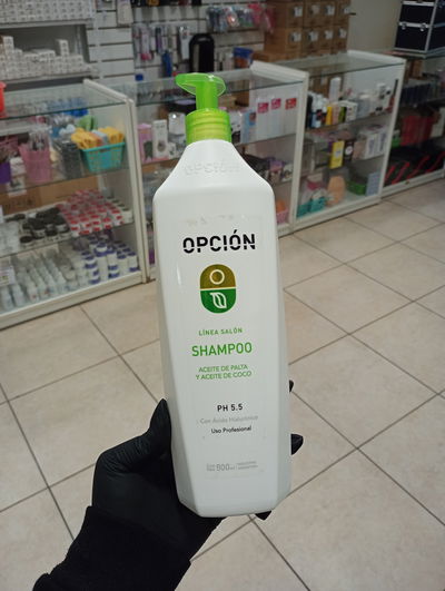 OPCION SHAMPOO CON ACEITE DE PALTA Y COCO X 900CC