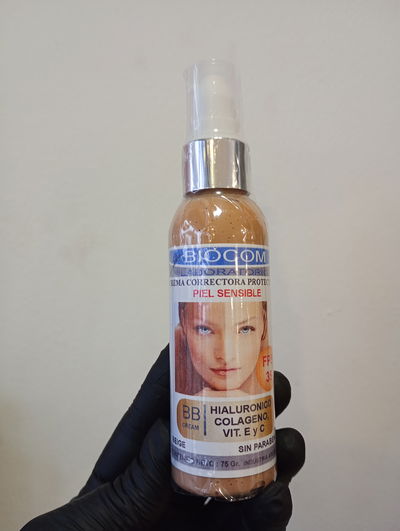 BIOCOM Crema Correctora Protectora FPS 35 75 gr.