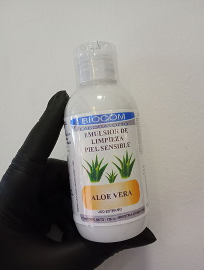 BIOCOM Limpieza p/piel sensible Emulsión c/aloe 125 cc