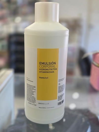 Emulsion Vitaminizada con Vit A y E Corporal