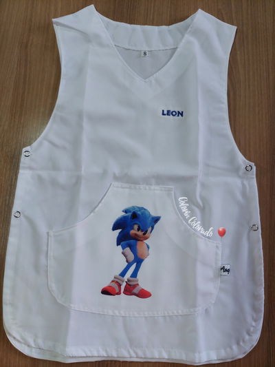 Pechera Sonic con nombre bordado 