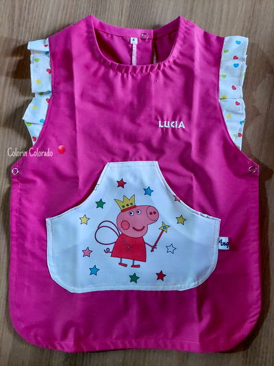 Pechera Peppa con nombre bordado 