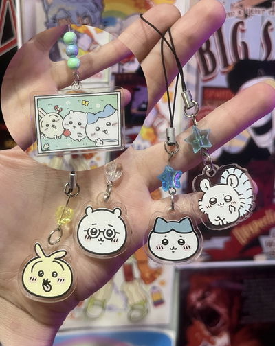 Llavero y phonecharms Chiikawa y amigos