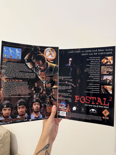 Poster Half life y Postal 2