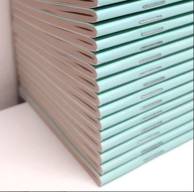 Pack 200 libretas A6 engrapadas 