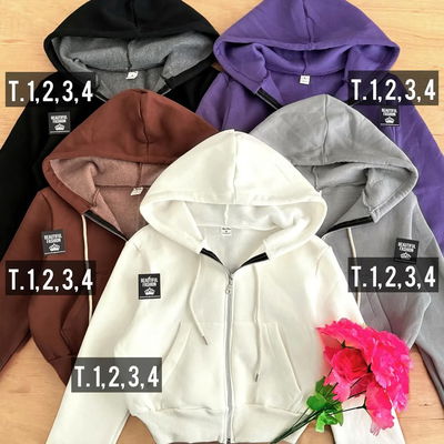 Campera corta frizada / Talle 1 al 4