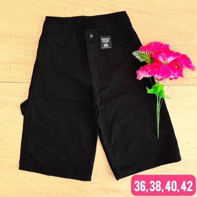Bermuda baggy de jeans negro / Talle 36 