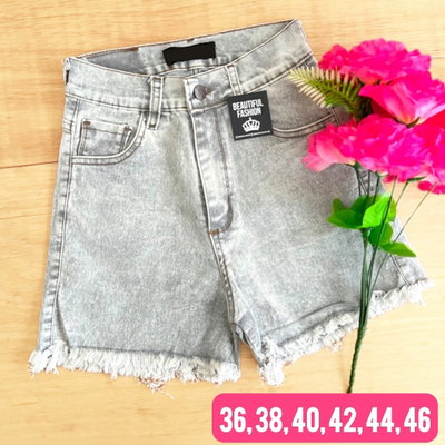 Short de jeans elastizado gris claro / Talle 38 