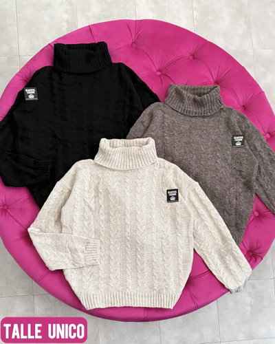 Sweater polera frizada / Talle unico / TOSTADO