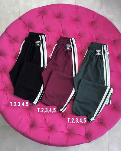 Baggy con franja / Talle 4 y 5 / BORDO Y VERDE