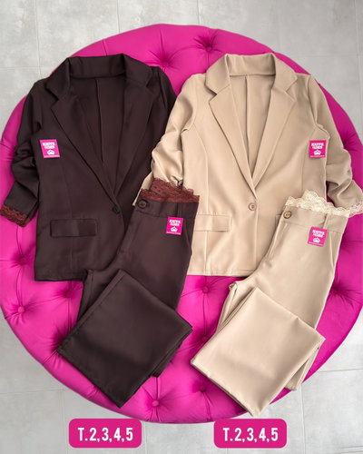 Conjunto sastrero con puntilla / Talle 2 al 4