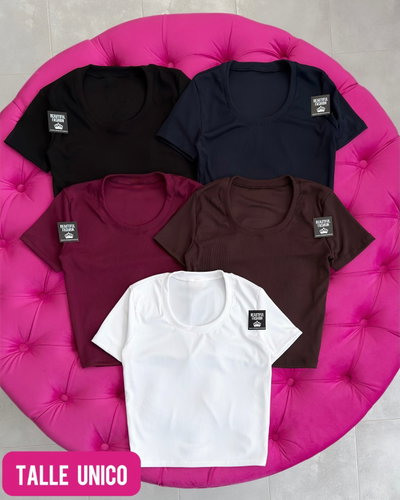 Remera MC básica / Talle unico / CREMA