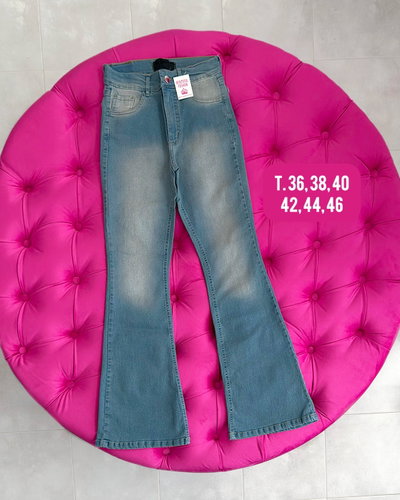 Jeans oxford con tapa / Talle 36 al 46