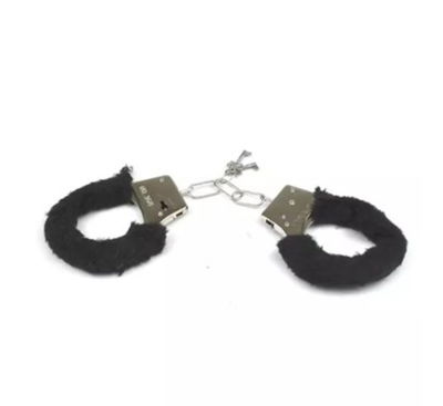 ESPOSAS METAL CON PELUCHE NEGRO