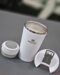 Parlante Bluetooth - Vaso con abridor simil 