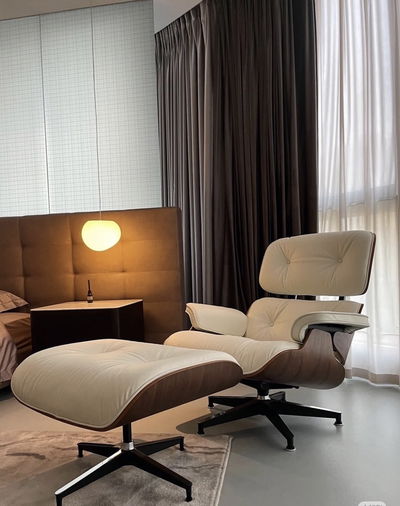 Eames Lounge Chair