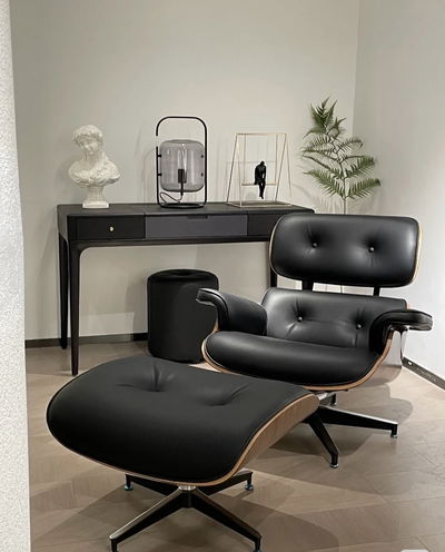 Eames Lounge Chair
