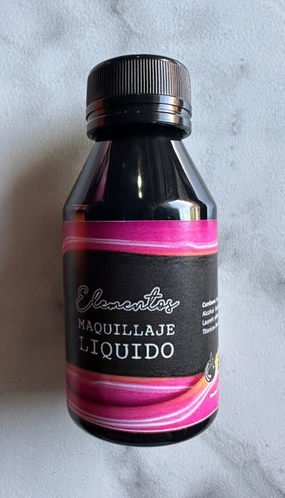 maquillaje liquido negro
