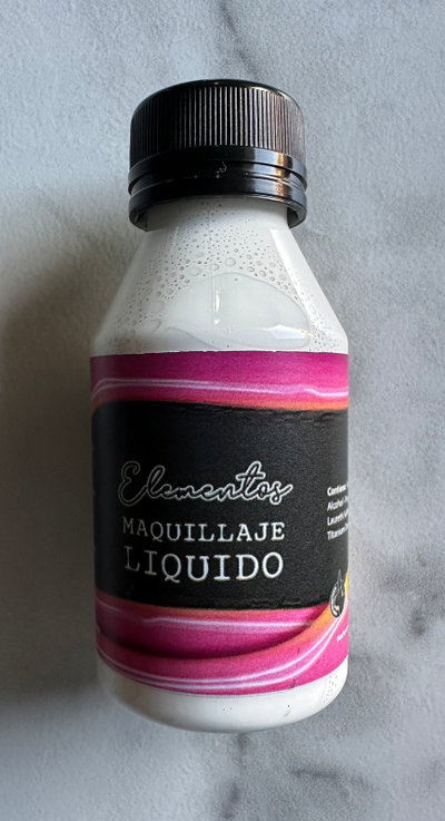 maquillaje liquido blanco