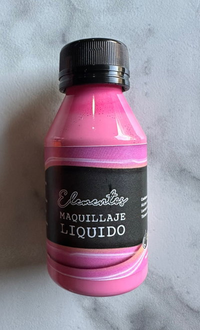 maquillaje liquido magenta claro