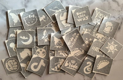 stencil adhesivo x10 u. niños y adultos