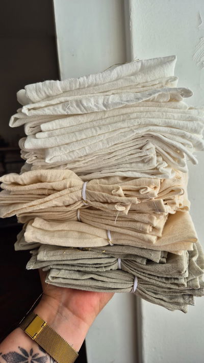 Packs de 4 servilletas a 2 mangos 