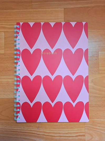 Cuaderno A4 Tapa Semi-rigida Rayado "Corazones 1"
