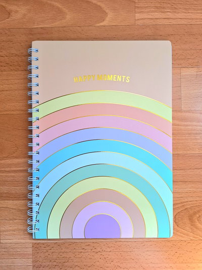 Cuaderno A4 Tapa Semi-rigida Rayado "Arcoiris"
