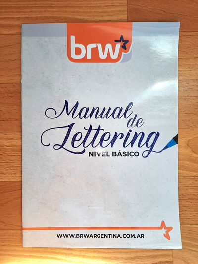 Manual A4 de Lettering 