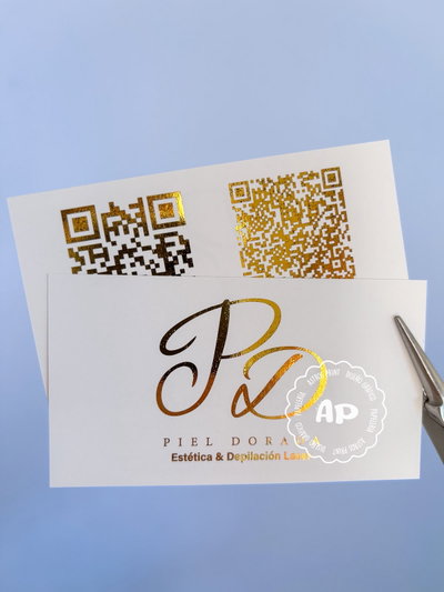 Tarjetas de presentación premium con foil