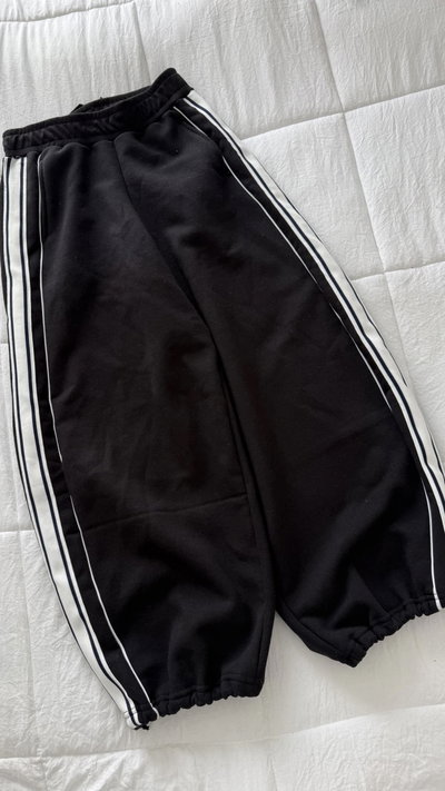 JOGGER AMIRA