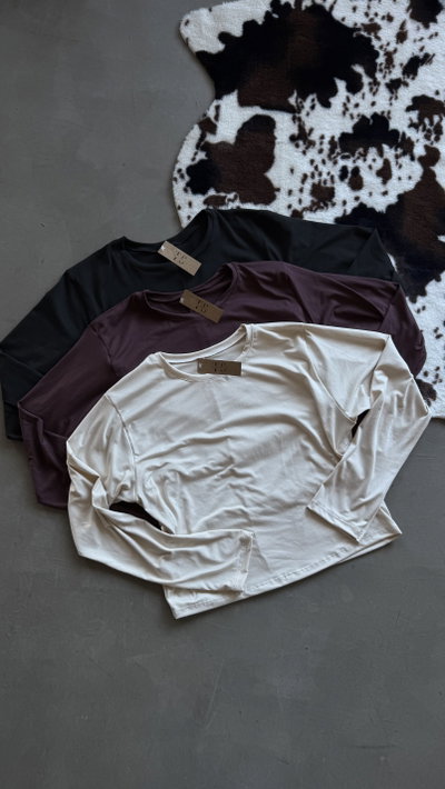 CAMISETA CASANDRA