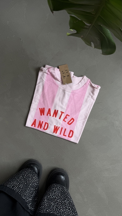 SUDADERA WANTED