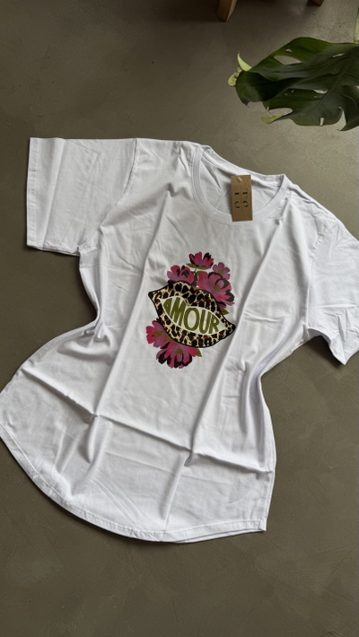 REMERA AMOUR