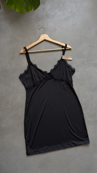 VESTIDO CHARLOTTE