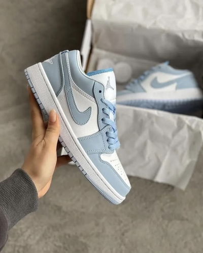 NK  LOW JORDAN - IMPORTADA