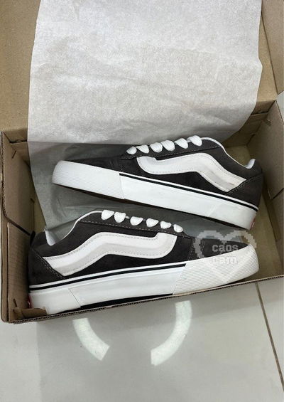 VANS KNU GRIS