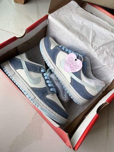 NK LOW IMP GLITTER - IMPORTADA