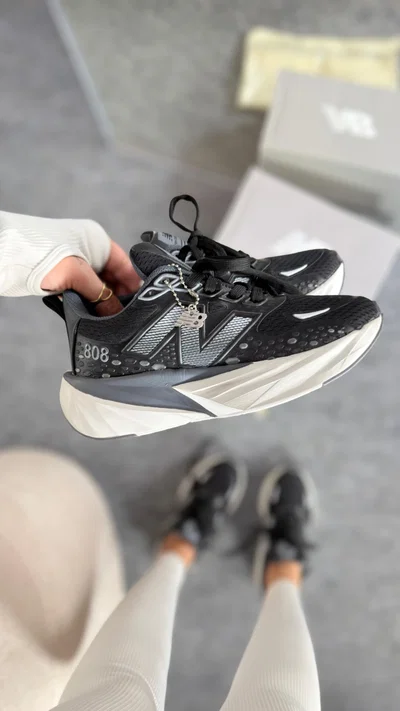 NEW BALANCE 808 IMPORTADAS 