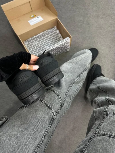 VANS HYLANE - IMPORTADA